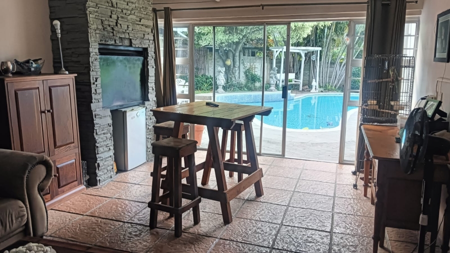 4 Bedroom Property for Sale in Nahoon Valley Park Eastern Cape